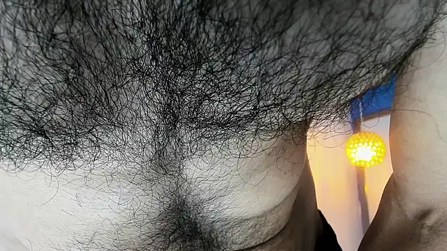 latinhotmuscle online show from February 3, 2026, 8:08 am