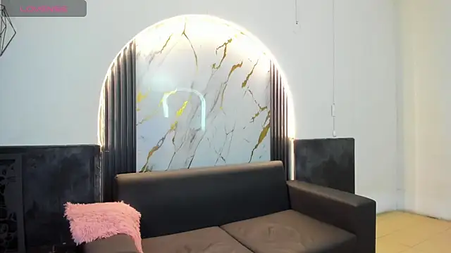 Stephy  online show from November 3, 2025, 7:59 pm