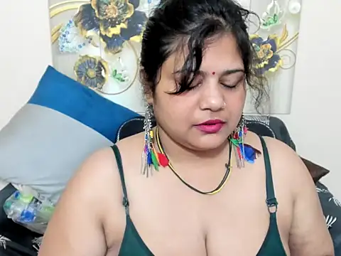 misssoniya3 online show from June 25, 2026, 5:12 am