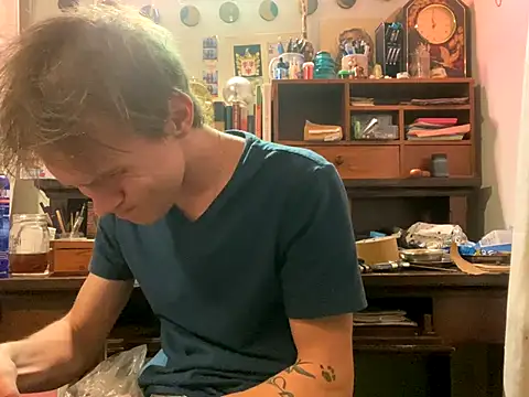 XanderOzzz online show from October 18, 2025, 11:27 pm