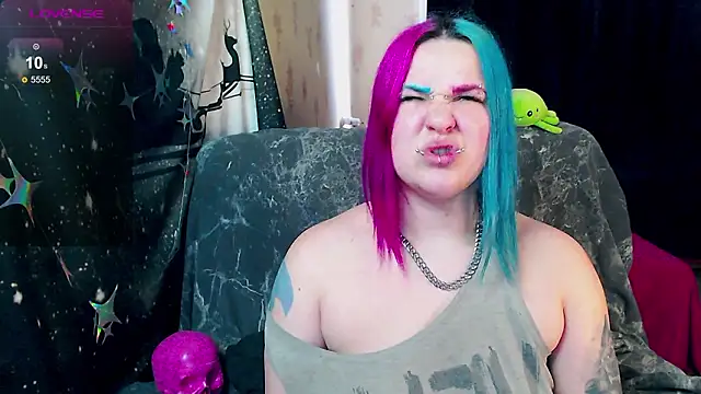 NeonNectar  online show from March 17, 2026, 1:14 pm