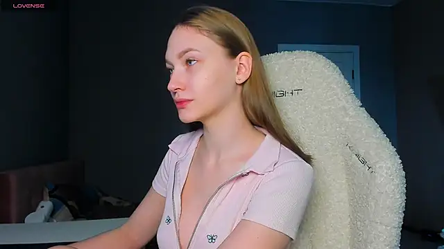 Snapshot of Ammi_bliss chatting on November 28, 2025, 4:04 am Ammi bliss online show from November 28, 2025, 4:04 am