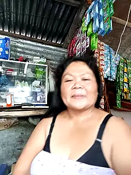 Snapshot of Mari_fvcks chatting on November 25, 2025, 6:46 am Mari fvcks online show from November 25, 2025, 6:46 am