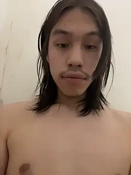 Snapshot of heytherepeoples717 chatting on November 10, 2025, 1:54 pm heytherepeoples717 online show from November 10, 2025, 1:54 pm