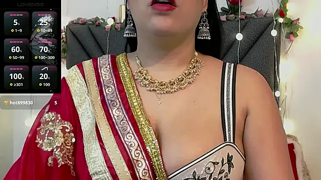 Snapshot of IndraKaur_ chatting on May 6, 2026, 12:32 pm IndraKaur online show from May 6, 2026, 12:32 pm