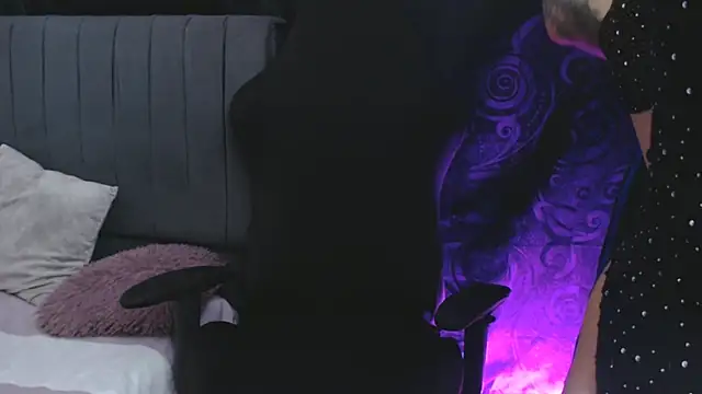 Snapshot of sexloversxxxXX chatting on March 8, 2025, 11:18 pm sexloversxxxXX online show from March 8, 2025, 11:18 pm