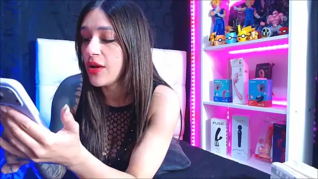 sexloversxxxXX online show from May 12, 2026, 4:20 am