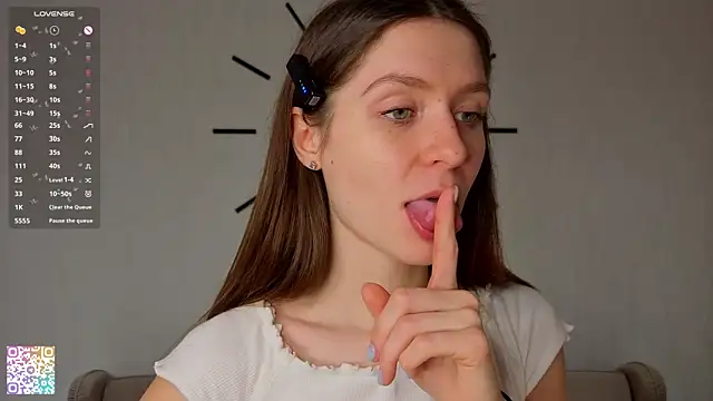 Snapshot of MinaMancilla chatting on September 25, 2025, 4:27 am MinaMancilla online show from September 25, 2025, 4:27 am