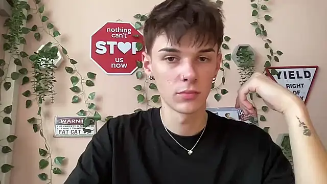 Snapshot of Milk_Guy chatting on September 22, 2025, 10:50 am Milk Guy online show from September 22, 2025, 10:50 am