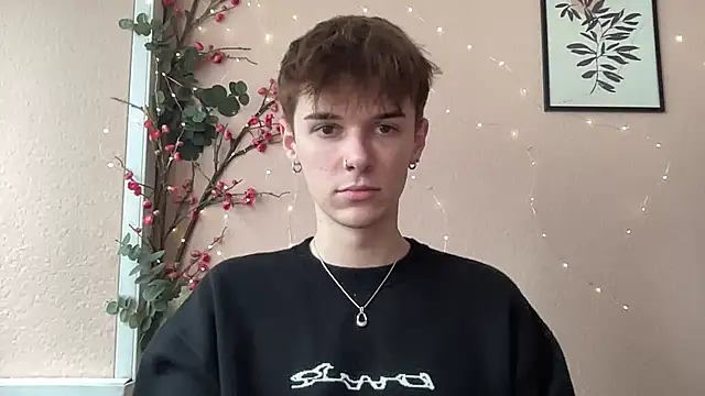 Snapshot of Milk_Guy chatting on October 20, 2025, 8:37 am Milk Guy online show from October 20, 2025, 8:37 am