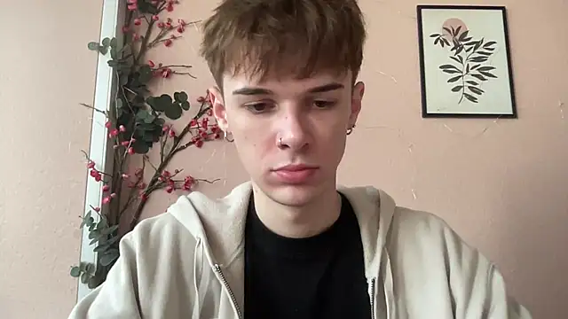 Snapshot of Milk_Guy chatting on November 14, 2025, 10:36 am Milk Guy online show from November 14, 2025, 10:36 am