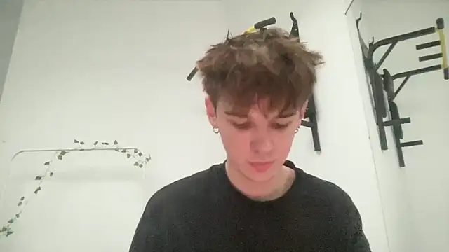 Snapshot of Milk_Guy chatting on December 1, 2025, 1:05 pm Milk Guy online show from December 1, 2025, 1:05 pm