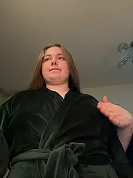 DeniMilkyyyyy online show from May 24, 2026, 7:08 pm