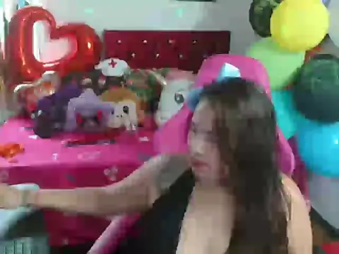 Snapshot of rous-kinky chatting on November 11, 2025, 1:22 pm rous-kinky online show from November 11, 2025, 1:22 pm