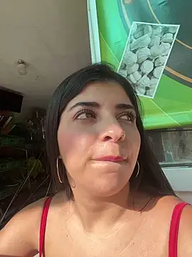 Snapshot of Isaa-Sweet chatting on October 1, 2025, 8:37 pm Isaa-Sweet online show from October 1, 2025, 8:37 pm