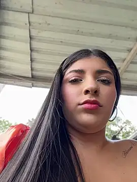Snapshot of Isaa-Sweet chatting on June 23, 2026, 5:33 pm Isaa-Sweet online show from June 23, 2026, 5:33 pm