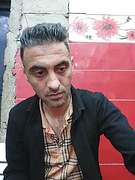 Snapshot of Mahdidido45 chatting on May 24, 2026, 10:26 pm Mahdidido45 online show from May 24, 2026, 10:26 pm