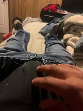 Snapshot of Mauro348 chatting on April 4, 2026, 2:21 am Mauro348 online show from April 4, 2026, 2:21 am