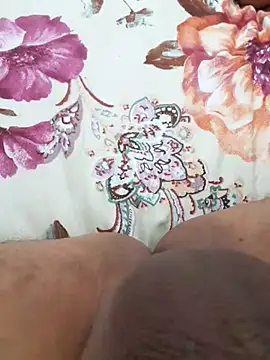 Snapshot of Mm7oon_bnat chatting on October 19, 2025, 3:34 pm Mm7oon bnat online show from October 19, 2025, 3:34 pm