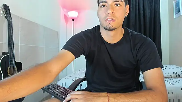 TeamPorn 19 online show from October 23, 2025, 7:12 pm