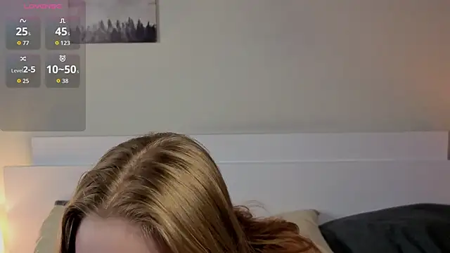 Snapshot of JulietteRain chatting on July 11, 2026, 10:00 pm JulietteRain online show from July 11, 2026, 10:00 pm