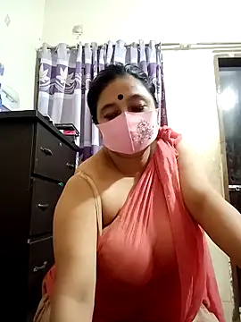 jenyfer709 online show from October 21, 2025, 10:21 pm