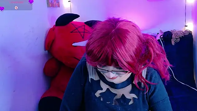 Snapshot of MiaVelvetDoll chatting on September 9, 2025, 1:43 pm MiaVelvetDoll online show from September 9, 2025, 1:43 pm