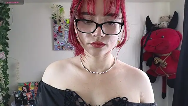 MiaVelvetDoll online show from July 23, 2026, 2:15 pm
