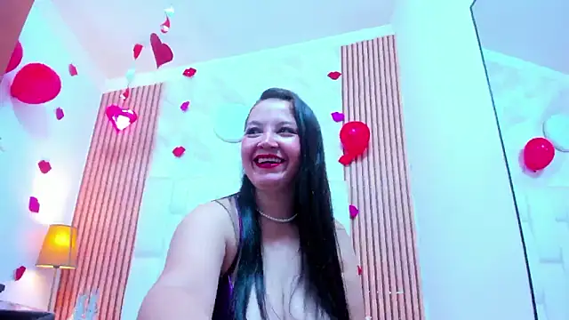 CharlotteSchmidtt online show from February 27, 2026, 11:43 am