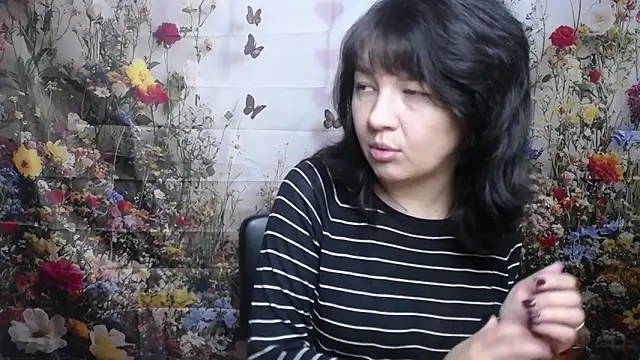 SelenaFly online show from September 29, 2025, 11:26 am