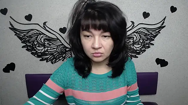 SelenaFly online show from September 30, 2025, 5:12 am