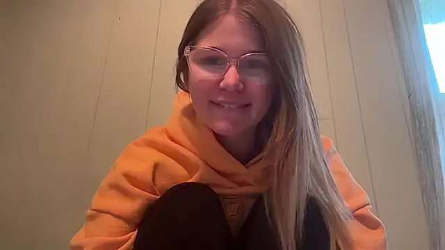 Riley ray69 online show from June 16, 2026, 3:47 pm
