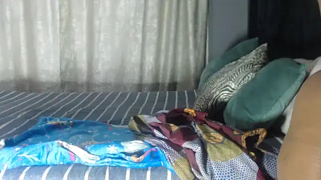 Snapshot of SEXYHUGEASS21 chatting on September 11, 2025, 4:34 am SEXYHUGEASS21 online show from September 11, 2025, 4:34 am