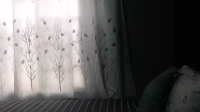 Snapshot of SEXYHUGEASS21 chatting on October 12, 2025, 6:34 am SEXYHUGEASS21 online show from October 12, 2025, 6:34 am