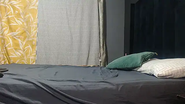 SEXYHUGEASS21 online show from June 23, 2026, 5:05 am