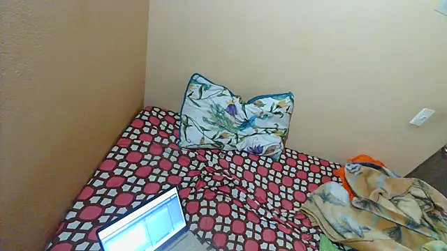 Snapshot of Juuaanp3 chatting on November 28, 2025, 1:14 pm Juuaanp3 online show from November 28, 2025, 1:14 pm