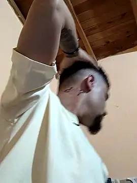 Snapshot of Juuaanp3 chatting on January 5, 2026, 11:19 pm Juuaanp3 online show from January 5, 2026, 11:19 pm