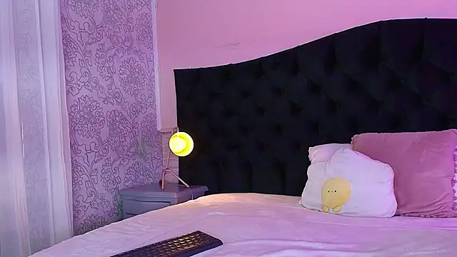 Hada Blue online show from March 16, 2026, 7:51 pm