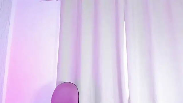 Snapshot of Victoria_Guzman chatting on September 30, 2025, 4:23 pm Victoria Guzman online show from September 30, 2025, 4:23 pm