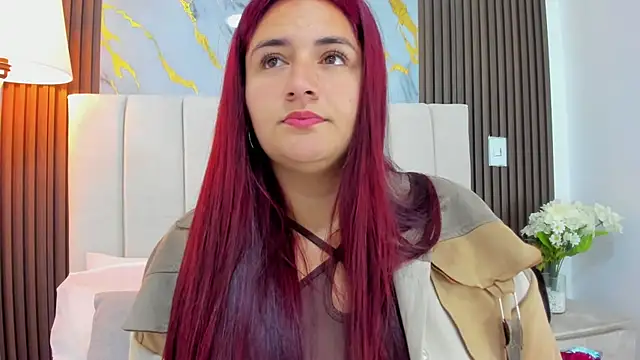 Snapshot of Victoria_Guzman chatting on May 18, 2026, 12:00 pm Victoria Guzman online show from May 18, 2026, 12:00 pm