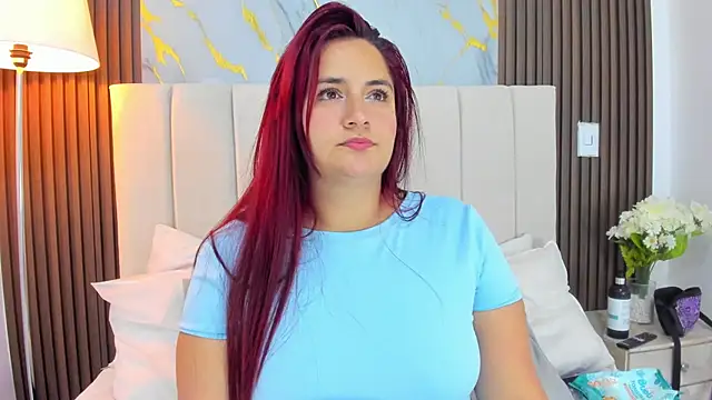 Snapshot of Victoria_Guzman chatting on May 27, 2026, 5:10 pm Victoria Guzman online show from May 27, 2026, 5:10 pm