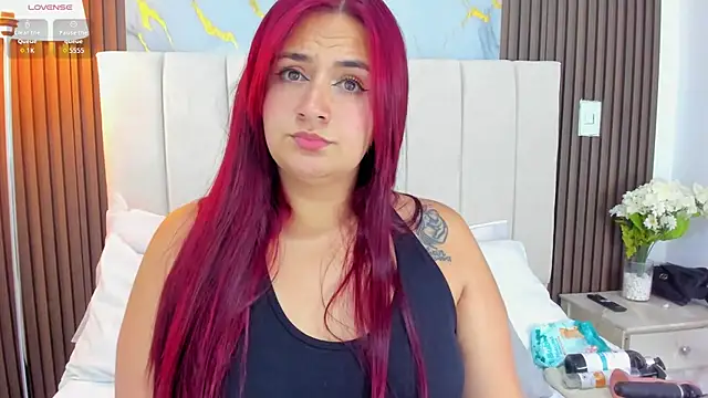 Snapshot of Victoria_Guzman chatting on June 12, 2026, 5:12 pm Victoria Guzman online show from June 12, 2026, 5:12 pm