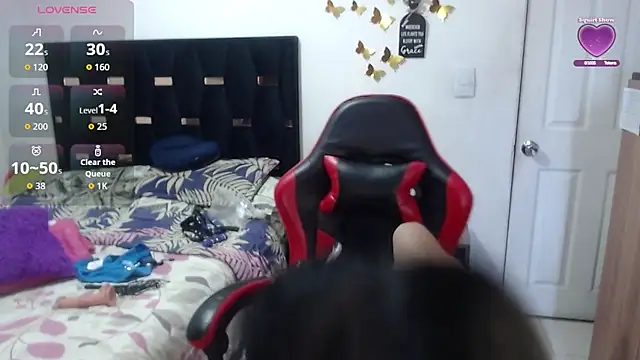 BasmaHernandez online show from October 17, 2025, 1:14 pm