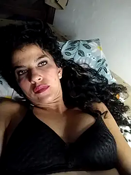 Snapshot of lucerocutte chatting on November 20, 2025, 6:35 am lucerocutte online show from November 20, 2025, 6:35 am