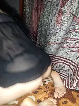 lucerocutte online show from March 18, 2026, 4:04 am