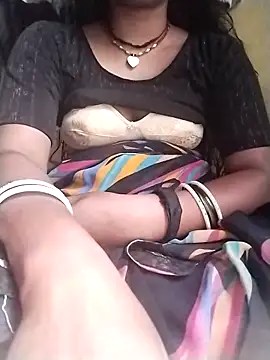 Snapshot of Gopika_Dudi chatting on October 6, 2025, 1:14 am Gopika Dudi online show from October 6, 2025, 1:14 am