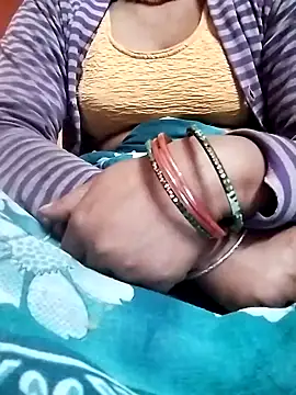 Snapshot of Gopika_Dudi chatting on January 16, 2026, 3:27 pm Gopika Dudi online show from January 16, 2026, 3:27 pm