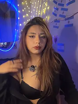 Snapshot of SoftLady_S33 chatting on June 27, 2026, 1:54 am SoftLady S33 online show from June 27, 2026, 1:54 am