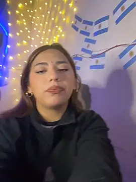 Snapshot of SoftLady_S33 chatting on June 29, 2026, 12:06 am SoftLady S33 online show from June 29, 2026, 12:06 am