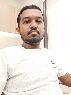 Snapshot of VJ17 chatting on September 21, 2025, 4:25 am VJ17 online show from September 21, 2025, 4:25 am